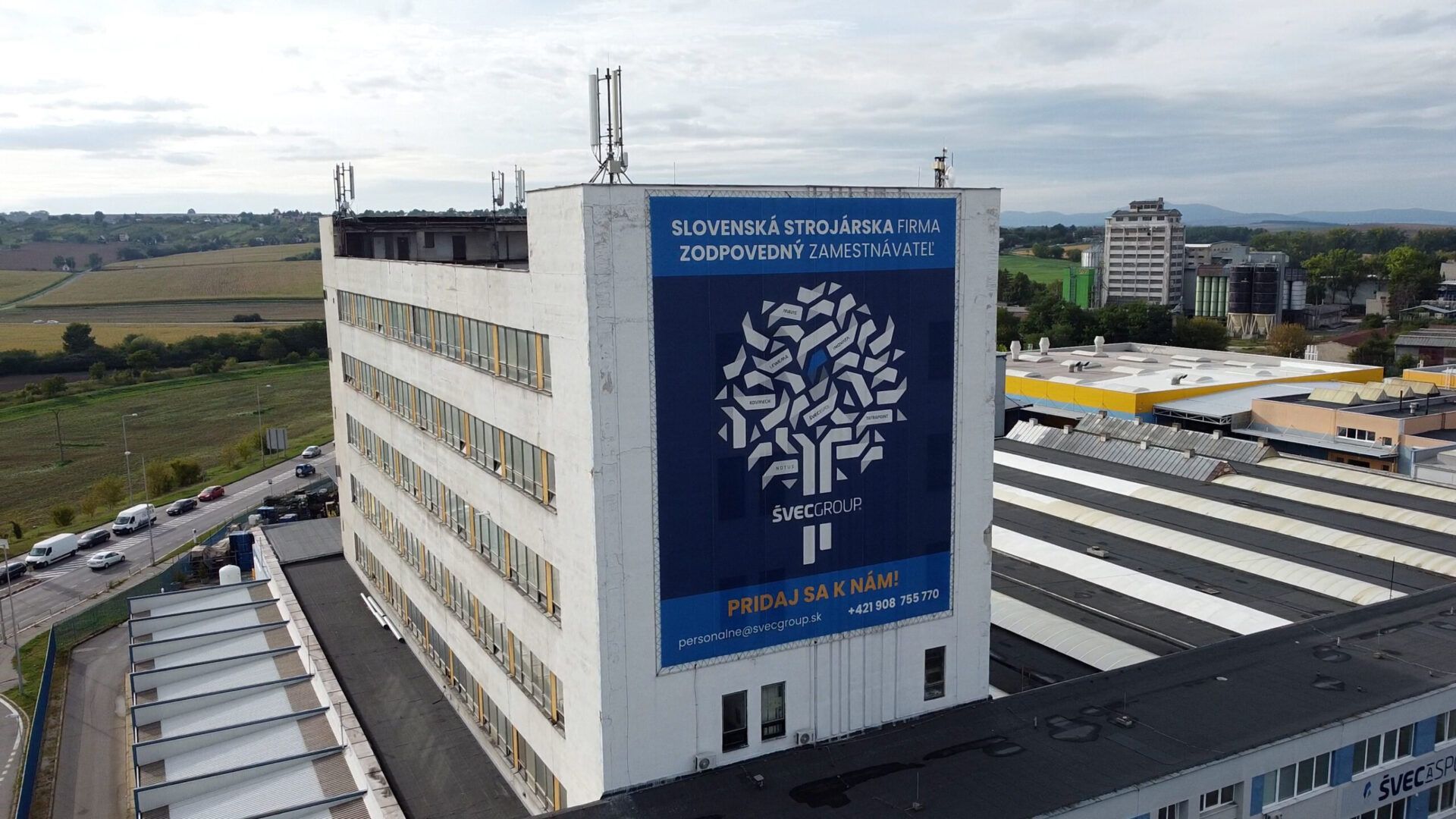 dji 0437.00 04 45 22.still002